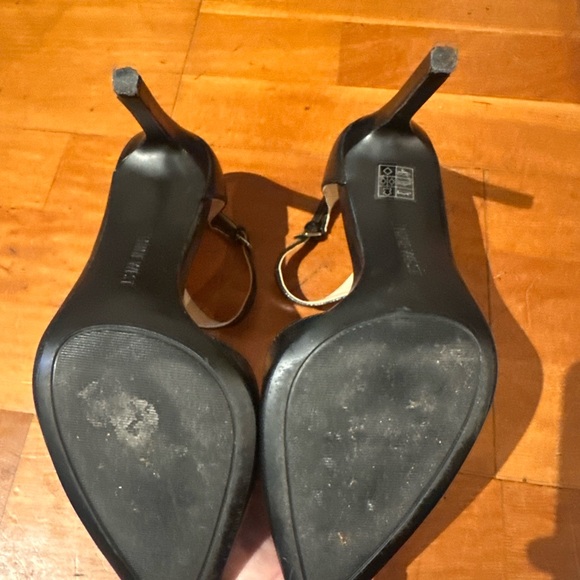 Nine West Black Pointed Toe Heels - Picture 4 of 5